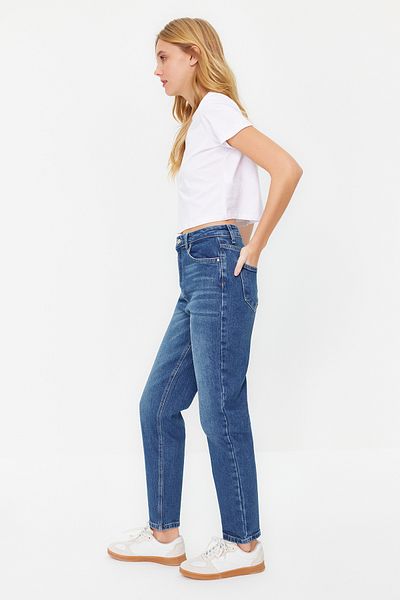Trendyol Collection Dark Blue More Sustainable High Waist Slim Mom Jeans TWOSS24JE00074