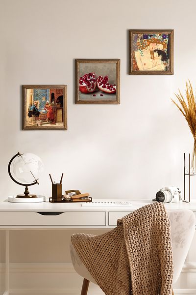 Pinecone Gustav Klimt Mother Child, Chess Game, Pomegranate Wall Painting Stone Wall Decor with Wooden Frame 3 Piece Painting