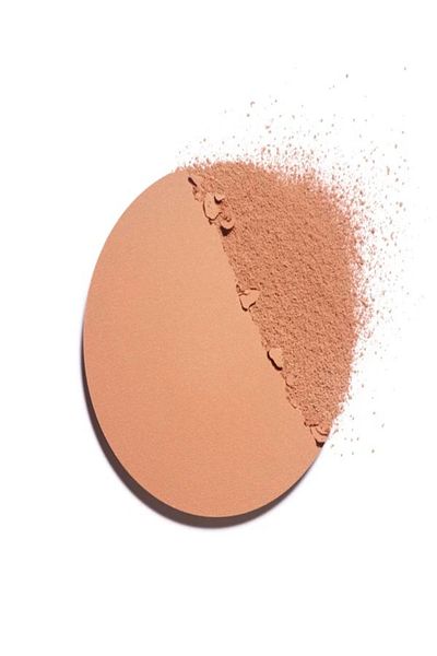 Chanel Natural Looking Moisturizing Barrier Protective Radiance Powder
