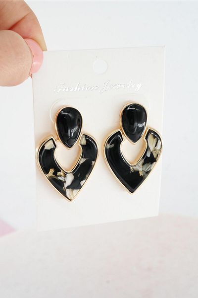 By Zeyna Aksesuar Women's Vip Series Pearlescent Heart Model Enameled Earring Set