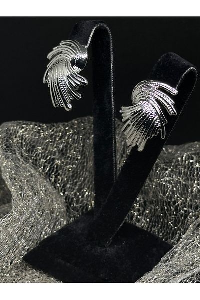 Brethils Wing Earrings