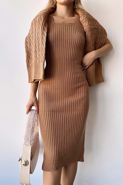 ZF BUTİK Black Turtleneck Knitted Motif Crop Sweater and Knitwear Dress Set