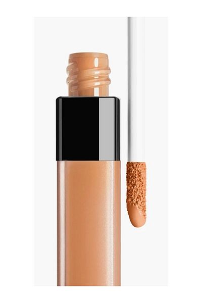 Chanel LE CORRECTEUR DE-Light Formula Intensely Pigmented Long-lasting Concealer