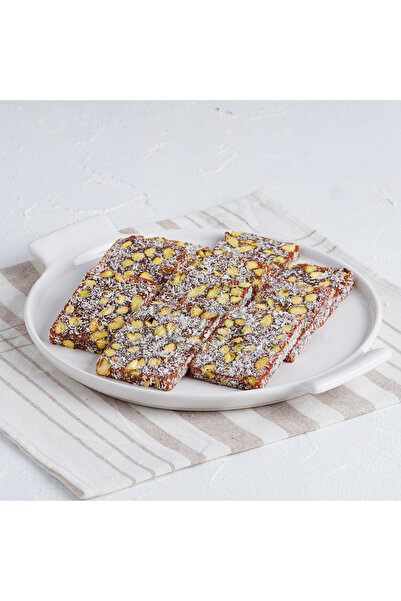 BULUTLAR KURUYEMİŞ Antep Fıstıklı Yaprak Cezerye (Kg) 500 gr