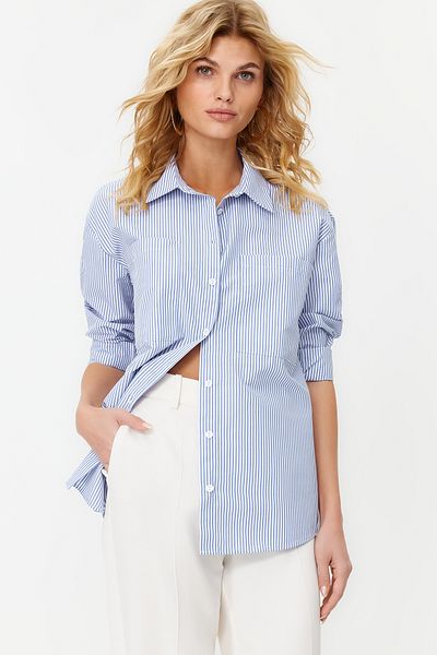 Trendyol Collection Marineblau gestreiftes, übergroßes, gewebtes Hemd mit weiter Passform TWOAW23GO00359