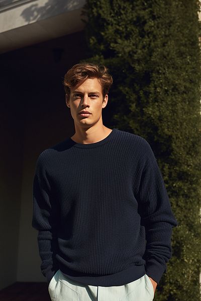 Trendyol Collection Темно-синій трикотажний светр з великою горловиною TMNAW23KZ00189