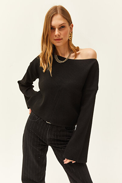 Olalook Dámská černá, lodičkový výstřih, španělský rukáv, pletená halenka BLZ-19002468