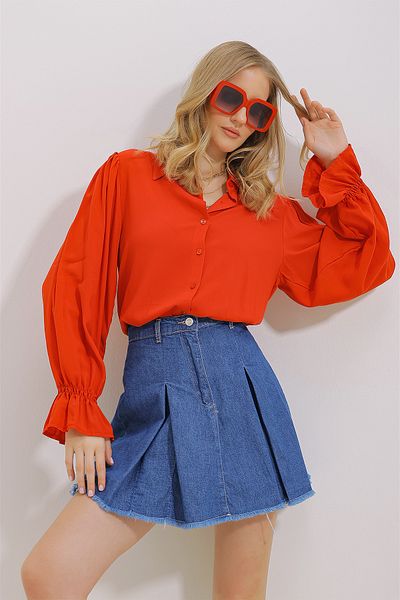 Trend Alaçatı Stili Women's Red Sleeve Flywheel Viscon Woven Shirt ALC-X11431