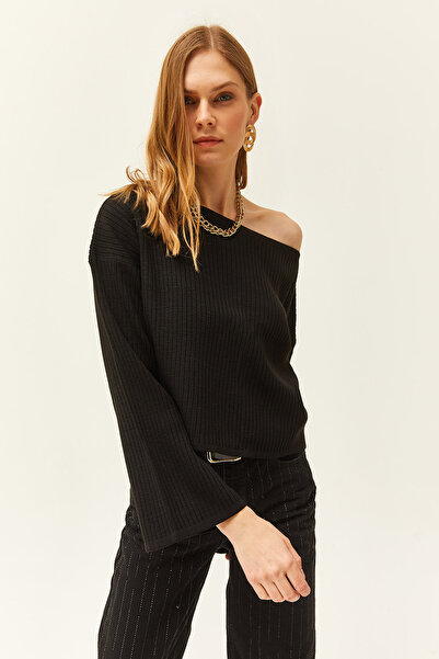 Olalook Dámská černá, lodičkový výstřih, španělský rukáv, pletená halenka BLZ-19002468