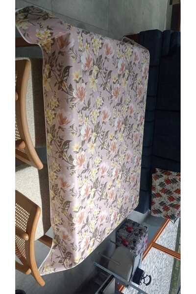 DÜŞLER EV TEKSTİLİ Față de masă din satin cu model de flori roz pudrat