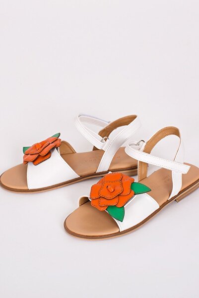 GOOSE Önü Turuncu Çiçek Detaylı Beyaz Çocuk Sandalet