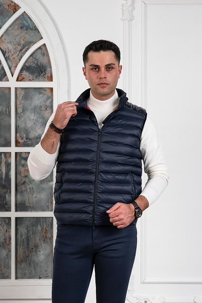 AKÇAYLAR Мъжки ватиран елек Slimfit с яка стойка и цип