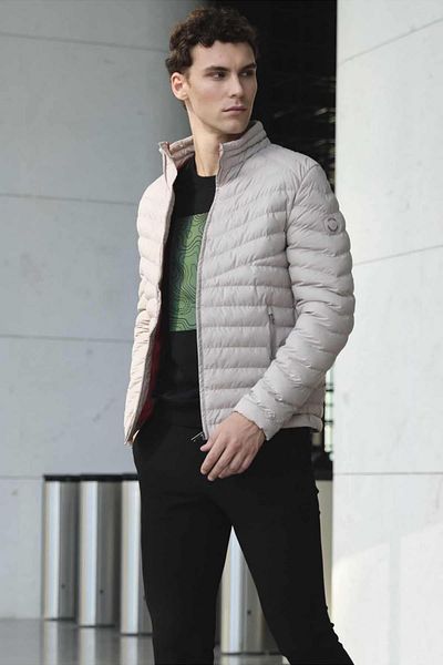 AKÇAYLAR Slimfit Καπιτονέ παλτό με φερμουάρ που κλείνει με γιακά και πλαϊνή τσέπη με φερμουάρ