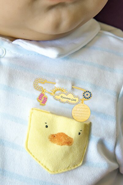 Sinsirella Teyzesinin Gülü Yazılı Güneş Bulut Modeli Kız Bebek İğnesi