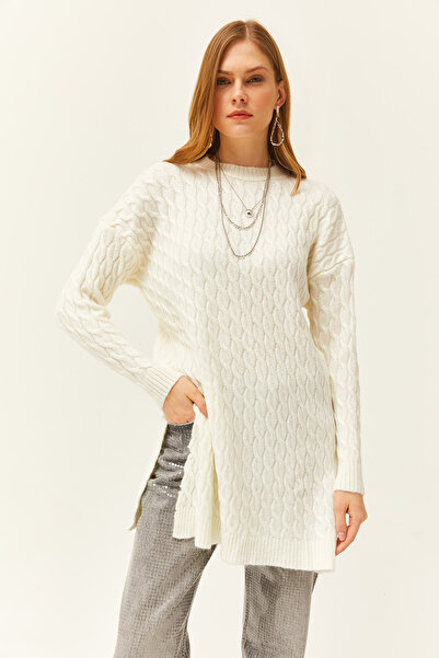 Olalook Dámský pletený svetr Ecru pletený oversize s bočním rozparkem KZK-19000761