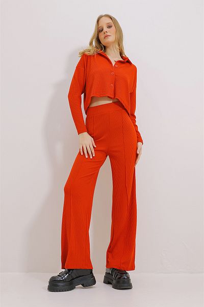 Trend Alaçatı Stili Women's Red Thessaloniki Knitted Crop Shirt and Grassy Palazzo Trousers Double Set ALC-X11443