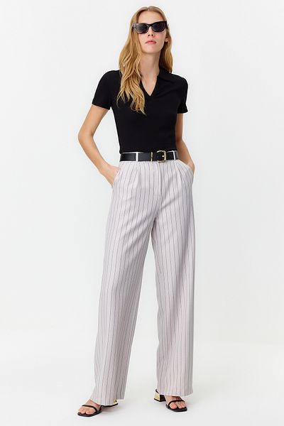 Trendyol Collection Szürke, magas derekú, széles szárú/széles szárú csíkos szövött nadrág TWOSS22PL0100