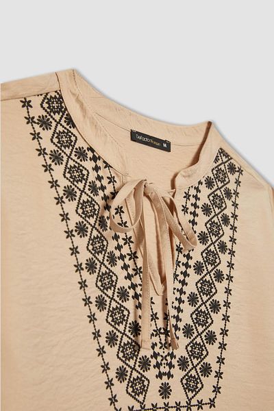 DeFacto Μακρυμάνικη μπλούζα Regular Fit Crew Neck B9233ax24sp