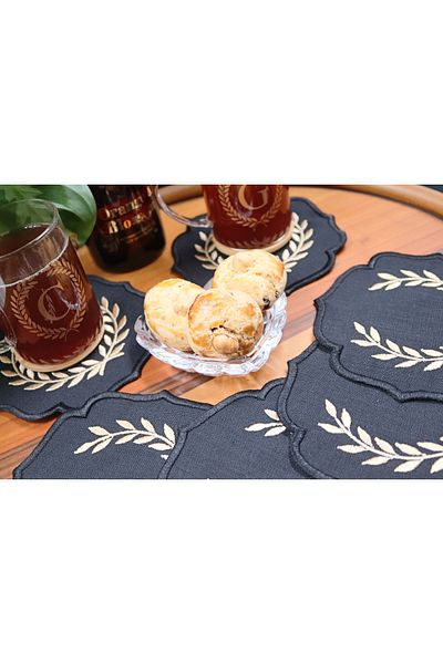 vipceyiz 6-Piece Laurel Laurel Patterned Presentation Napkin