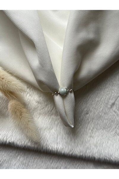 PelvedDesign حلقة سلكية مصنوعة يدويًا من حجر لاريمار قابلة للتعديل بتصميم رقيق وأنيق