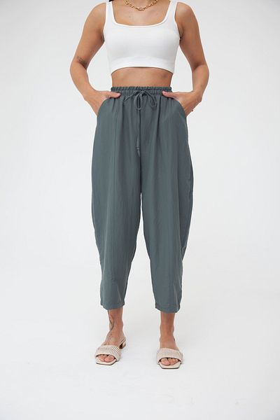 Laluvia Spodnie Ayrobin Shalwar z kieszeniami w kolorze khaki