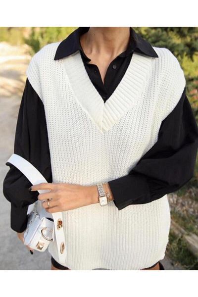 Nazende Stil Women's Ecru V-Neck Slit Sweater NSOSY