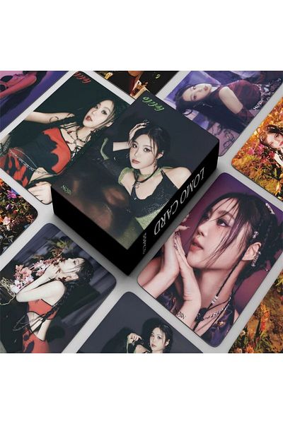Kpop Dünyasi SOOJIN '' Agassy'' Double-Way Printed Lomo Card Set