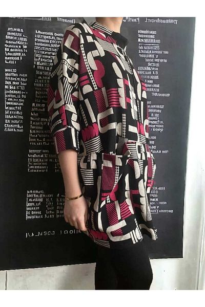 BEBE PLUS Patterned Tunic