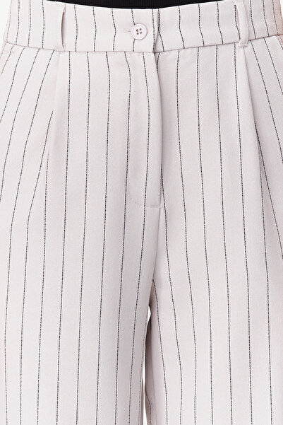 Trendyol Collection Szürke, magas derekú, széles szárú/széles szárú csíkos szövött nadrág TWOSS22PL0100