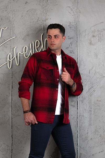 AKÇAYLAR Плътна памучна риза с два джоба Slimfit