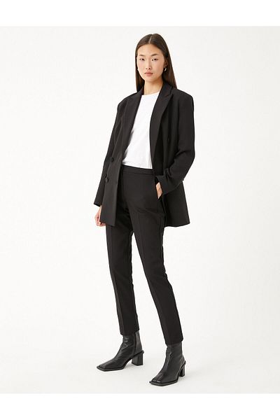 Koton Schwarze Damenjeans 9YAP42389UW