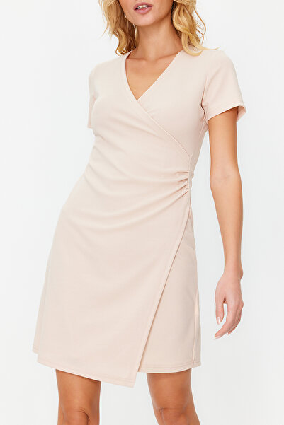 Trendyol Collection Πέτρινος γιακάς με διπλό στήθος Μίνι έξυπνο πλεκτό φόρεμα Crepe σε γραμμή Α TWOSS23EL01703