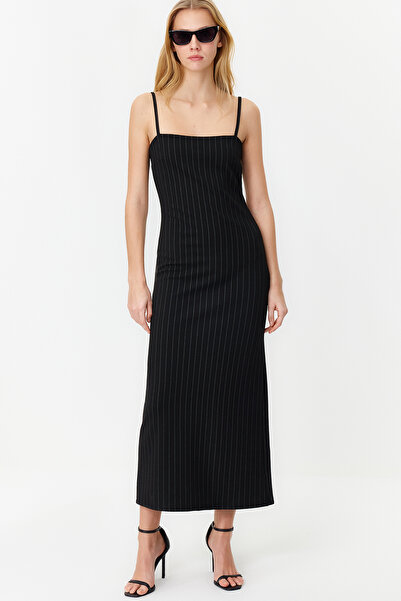 Trendyol Collection Μαύρο ριγέ λουράκι Bodycone/Body Hugging Πλεκτό Maxi Pencil Φόρεμα TWOSS24EL00290