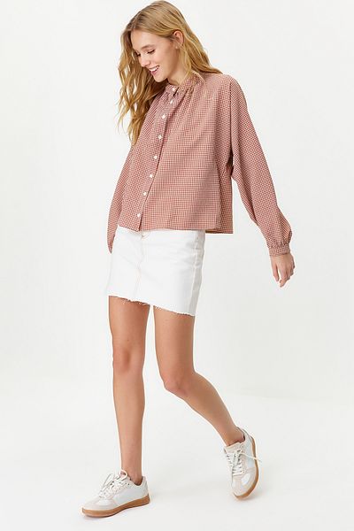 Trendyol Collection Hnědá oversize košile s vysokým límečkem – netopýří rukáv, kostkovaný TWOAW21GO0114