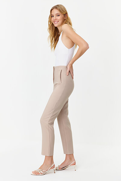 Trendyol Collection Norkové cigaretové kalhoty s vysokým pasem ke kotníkům – detail svorky, tkaná látka Twoss20Pl0515