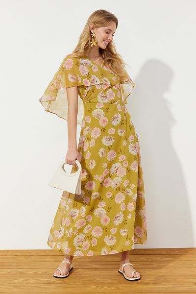 Trendyol Modest Tkana szyfonowa sukienka z podszewką w musztardowe kwiaty i pół rękawami TCTSS24EB00006