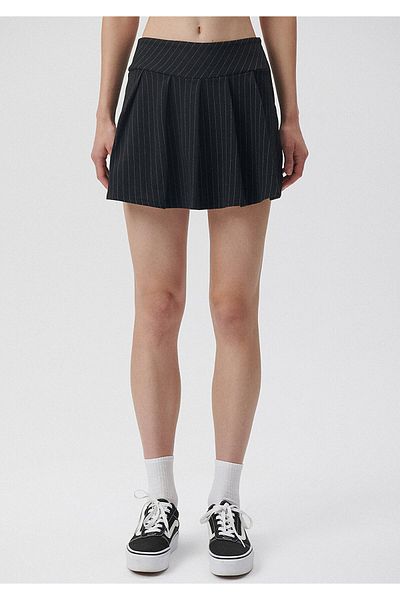 Mavi Pleated Black Short Skirt 1310340-900