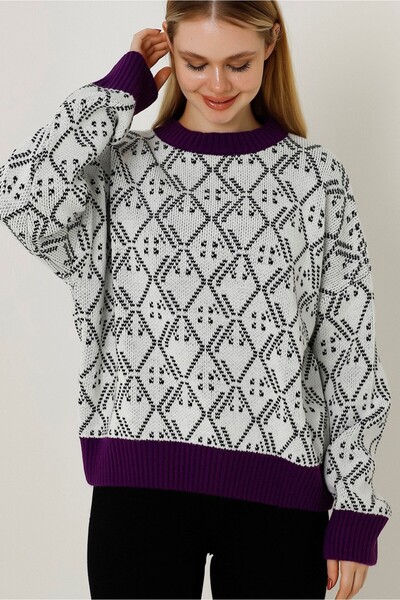 VEGENZE Women's Ecru Black Geometric Patterned Oversize Thick Knitwear Sweater
