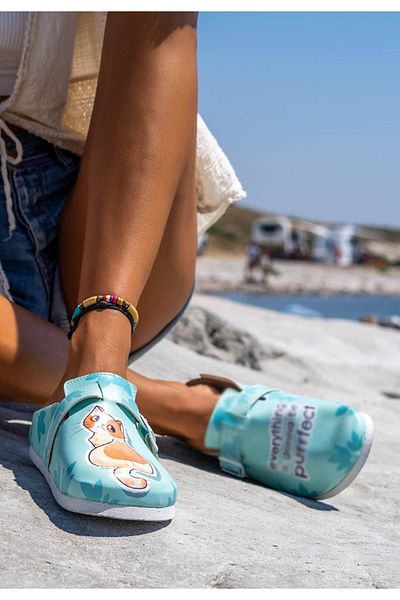 Dogo Women's Vegan Leather Turquoise Slippers - Everything Is Gonna Be Purrfect Design