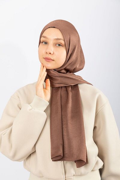 hijabchi Σατέν Σαλιάρα