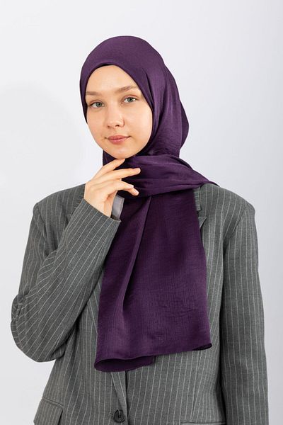 hijabchi Σατέν Σαλιάρα