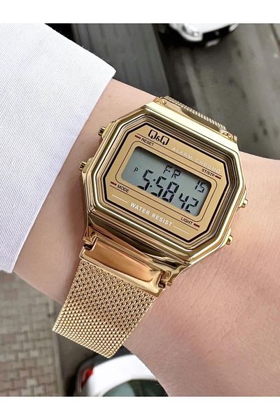 Q&Q Vintage Digital Women's Straw Cord Wristwatch