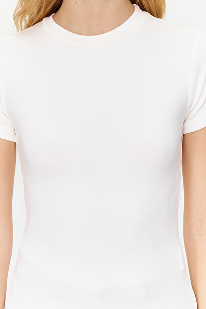 Trendyol Collection Ecru viskóza/měkká tkanina elastická pletená halenka TWOSS24BZ00296