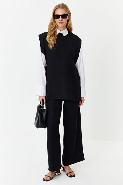 Trendyol Modest Schwarzes Leinen-Look-Set mit gewebter Unterseite und Oberteil, seitlich gebunden, TCTSS24US0001