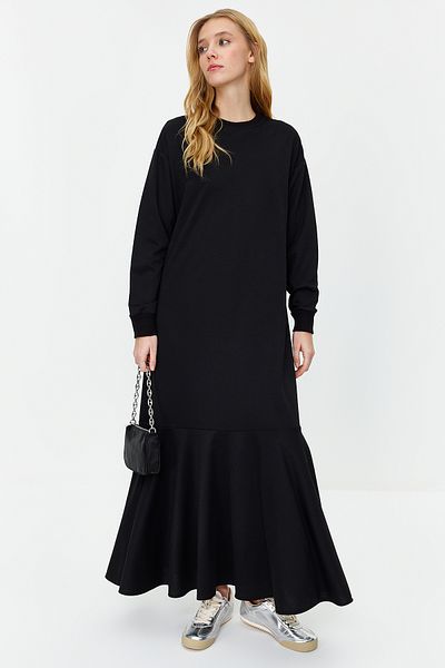 Trendyol Modest Μαύρη φούστα με λαιμόκοψη Flounce πλεκτό φόρεμα TCTSS22EB0219
