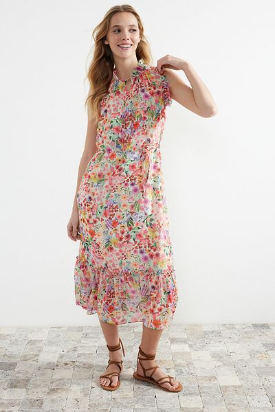 Trendyol Collection Ροζ φλοράλ στάμπα A-cut Midi υφαντό φόρεμα με επένδυση από σιφόν TWOSS23EL01840
