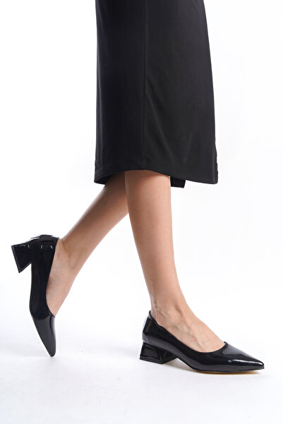 Ayakkabı Podyumum "ZEHRA" Siyah Rugan Kapalı Sivri Burunlu Stiletto Alçak 3 cm Kalın Ökçe Yeni Sezon