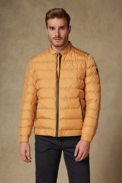 Andrea Nicolotti معطف برتقالي M17-3