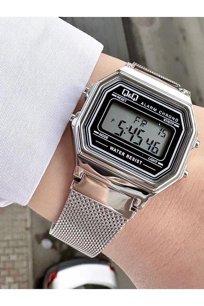 Q&Q Vintage Digital Women's Straw Cord Wristwatch