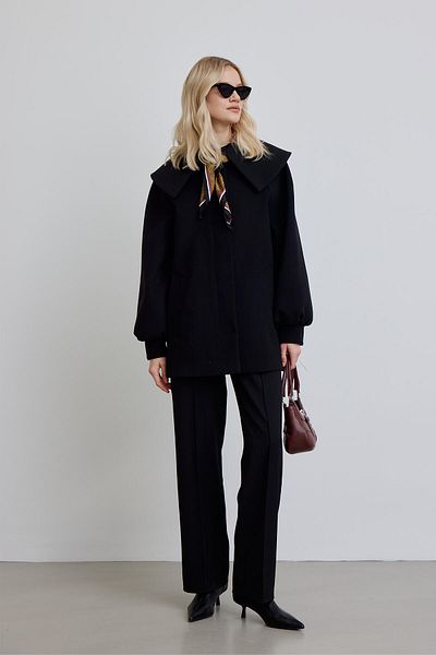 Manuka WIDE COLLAR BELLY COAT BLACK